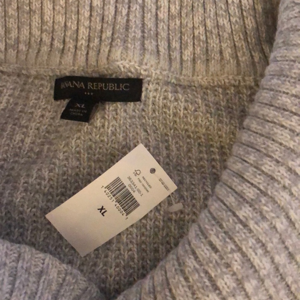 Sweater - Picture 2 of 3